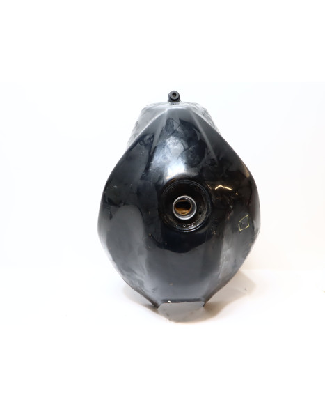 Kawasaki Z1000, bränsletank